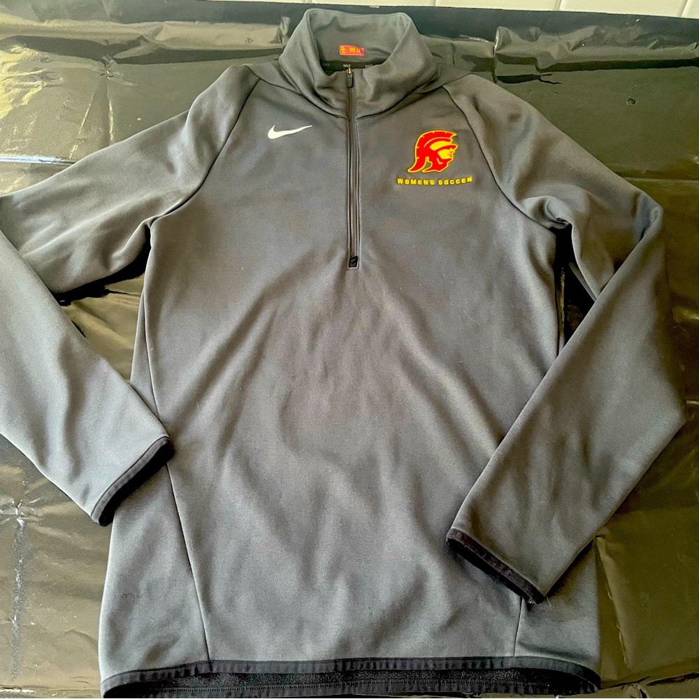 Nike USC Women’s Soccer Fleeced Sweater XS